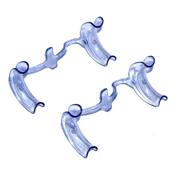 M Type Cheek Retractor